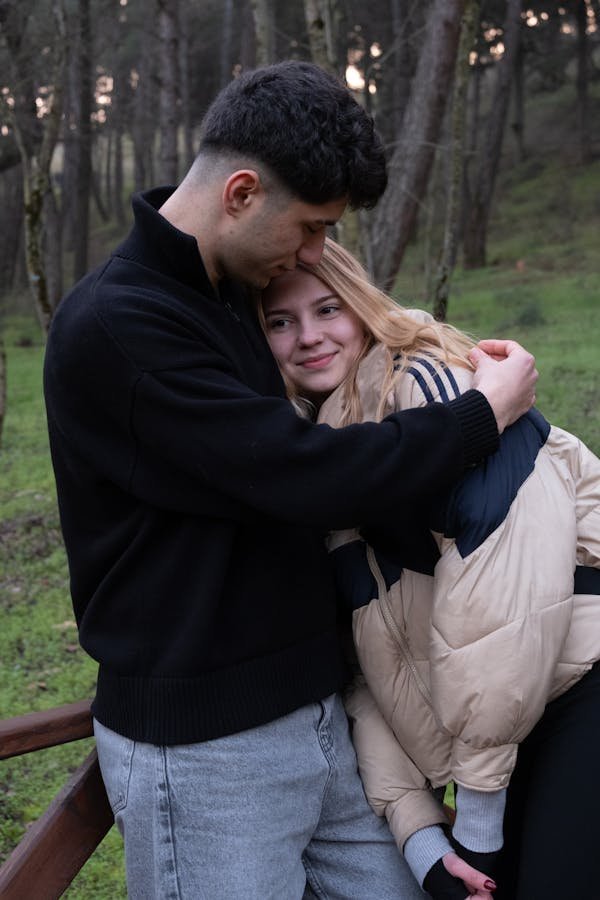 Je t'embrasse fort : l'importance des gestes affectueux