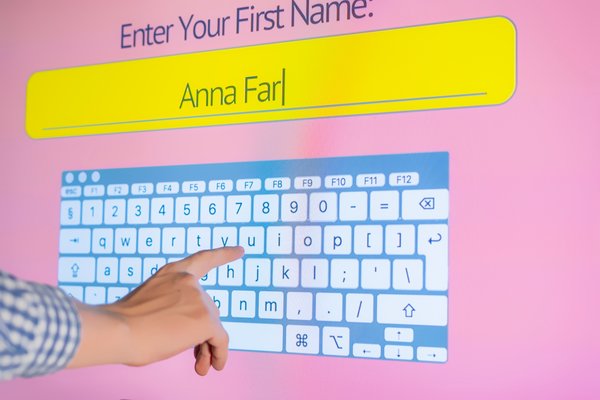 Prénoms et tendances : découvrez les choix de 2025