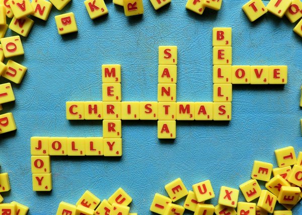 Élevez votre jeu avec l'aide scrabble en ligne judicieuse